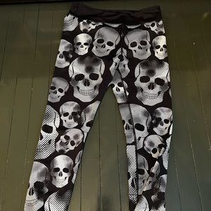 Constantly Varied Skull Leggings